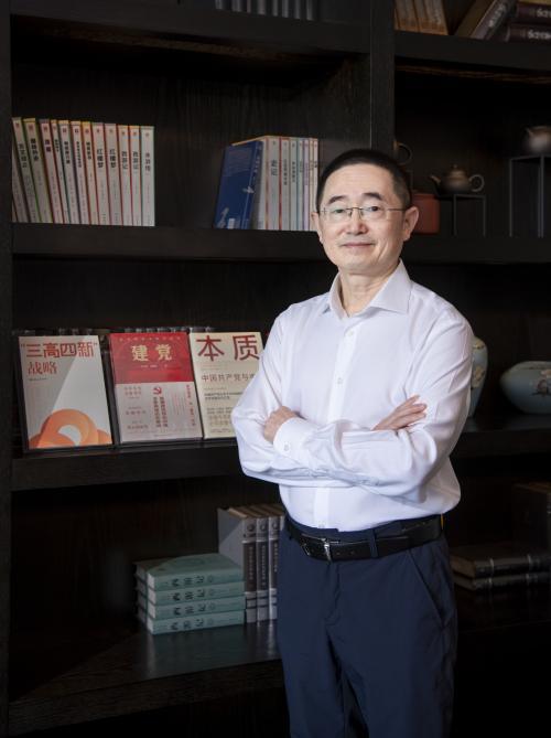 中南傳媒董事長彭玻：將繼續(xù)堅守主業(yè)、擁抱趨勢 確保公司在出版領域頭部地位